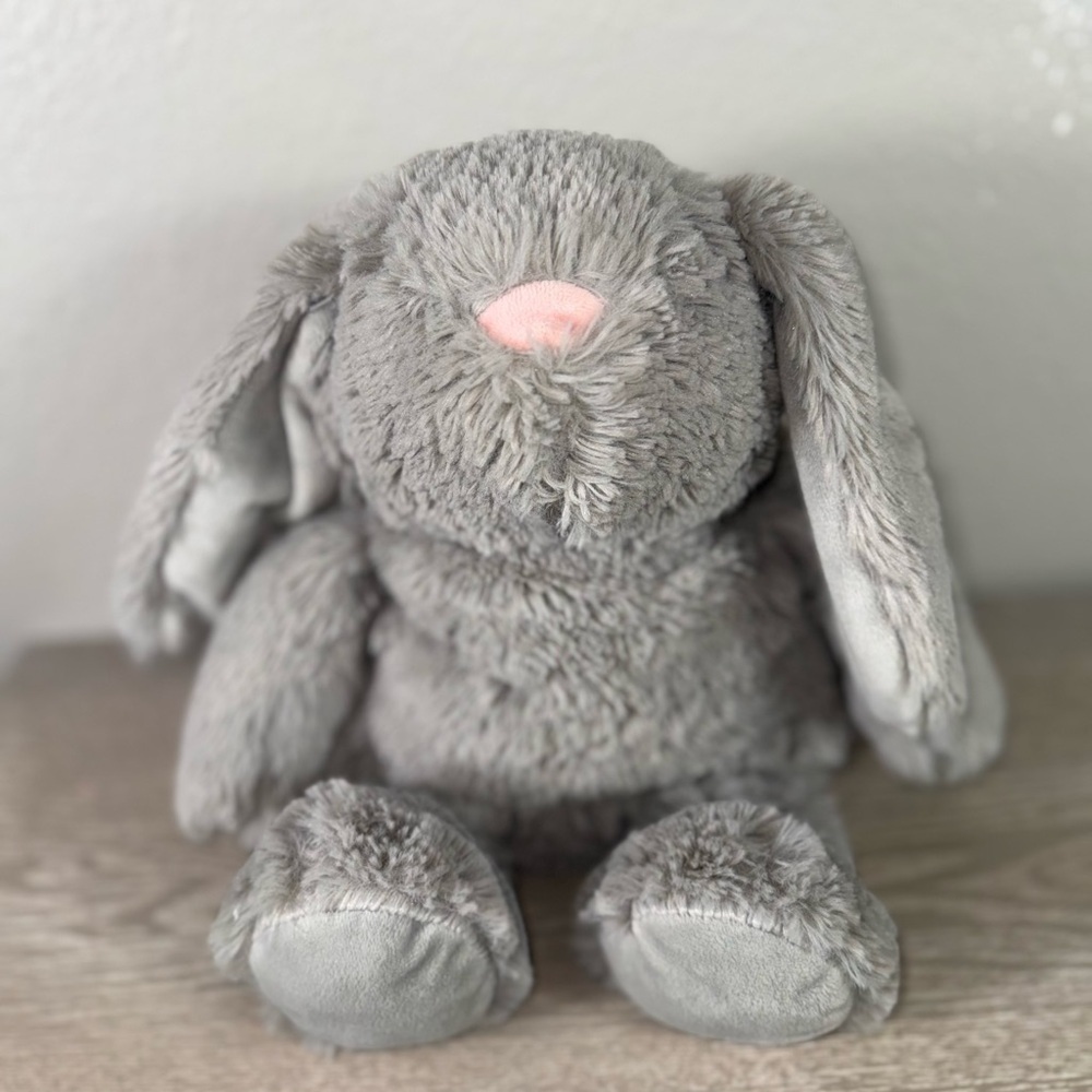 COZY HUGS Soothing Aromatherapy Bunny Dual Comfort Freezable Microwavable